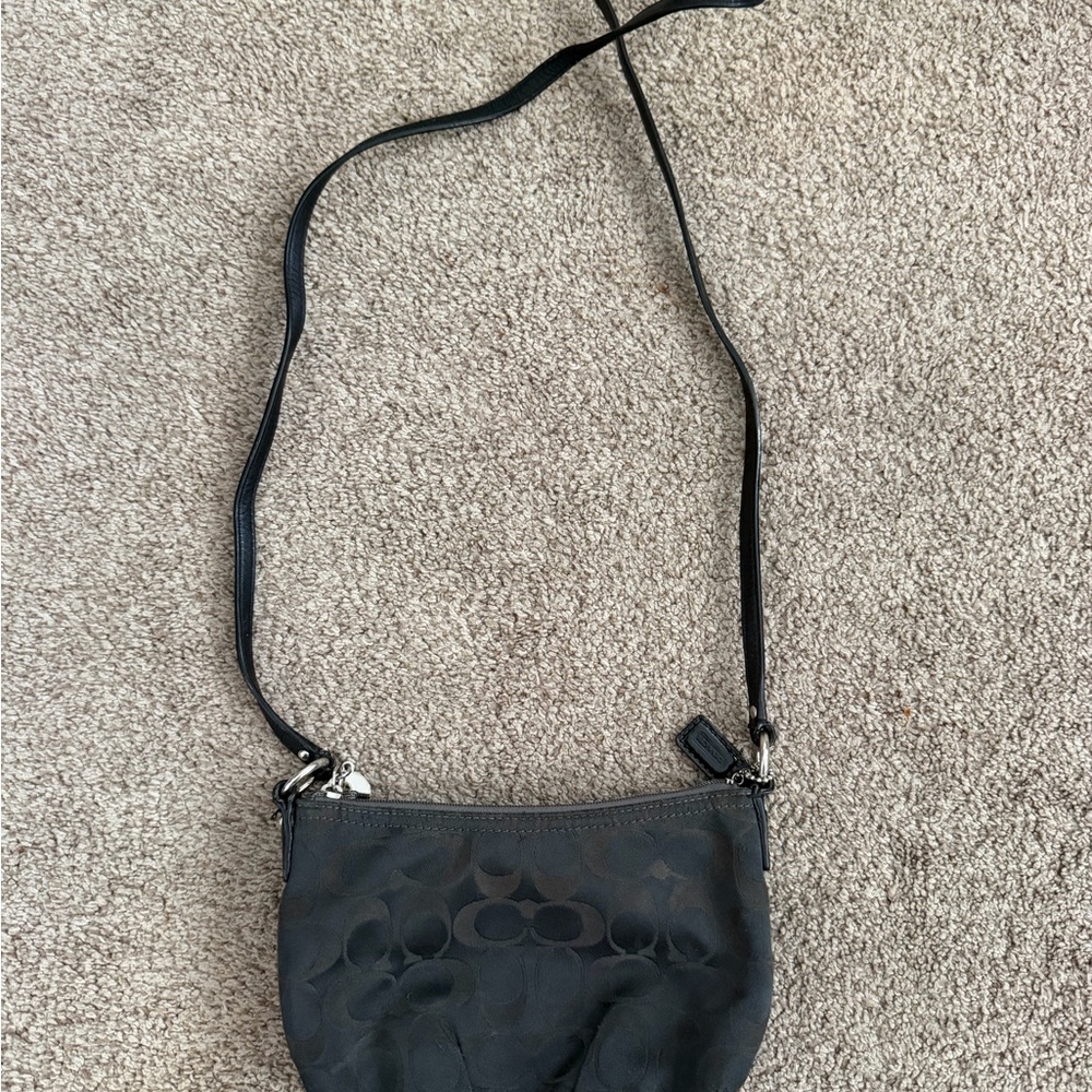 Coach Elegant Black Shoulder Bag